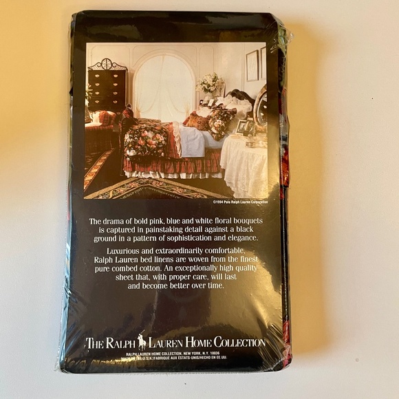 Ralph Lauren Two King Pillowcases  Black Isadora pattern - new in package - Picture 2 of 2